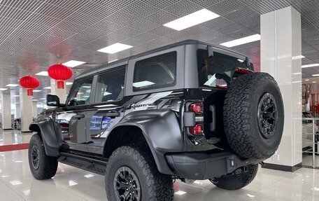 Ford Bronco, 2023 год, 14 990 000 рублей, 2 фотография