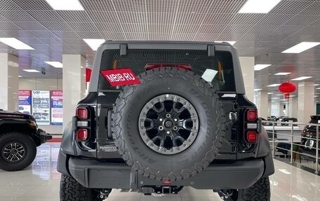 Ford Bronco, 2023 год, 14 990 000 рублей, 6 фотография