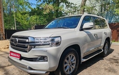 Toyota Land Cruiser 200, 2019 год, 9 000 000 рублей, 1 фотография