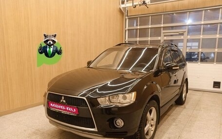 Mitsubishi Outlander III рестайлинг 3, 2011 год, 849 000 рублей, 1 фотография