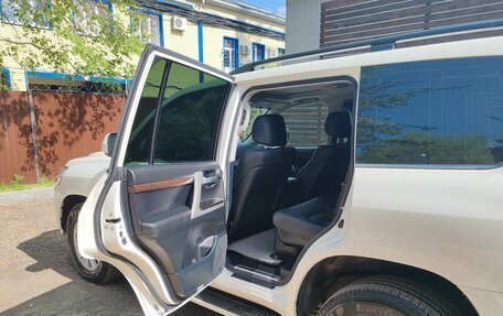Toyota Land Cruiser 200, 2019 год, 9 000 000 рублей, 13 фотография