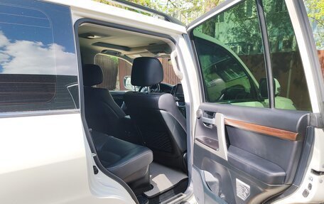 Toyota Land Cruiser 200, 2019 год, 9 000 000 рублей, 11 фотография