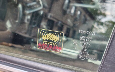 Toyota Land Cruiser 200, 2019 год, 9 000 000 рублей, 28 фотография