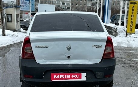 Renault Logan I, 2010 год, 275 000 рублей, 2 фотография
