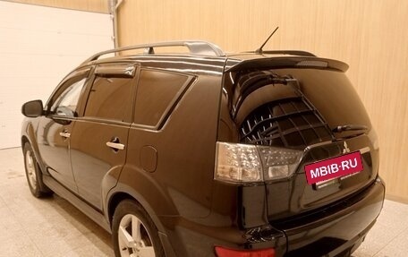 Mitsubishi Outlander III рестайлинг 3, 2011 год, 849 000 рублей, 2 фотография