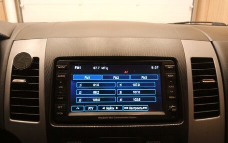 Mitsubishi Outlander III рестайлинг 3, 2011 год, 849 000 рублей, 13 фотография