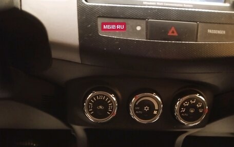 Mitsubishi Outlander III рестайлинг 3, 2011 год, 849 000 рублей, 12 фотография
