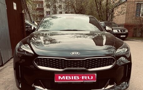 KIA Stinger I, 2019 год, 2 750 000 рублей, 1 фотография