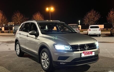 Volkswagen Tiguan II, 2020 год, 2 150 000 рублей, 3 фотография
