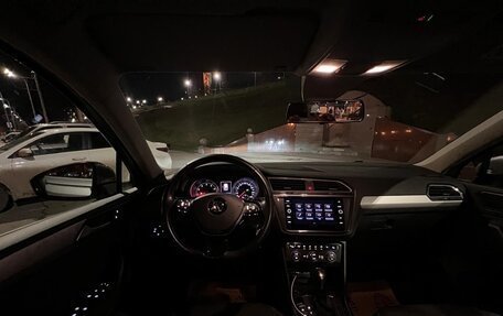 Volkswagen Tiguan II, 2020 год, 2 150 000 рублей, 11 фотография