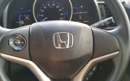 Honda Fit III, 2014 год, 980 000 рублей, 14 фотография