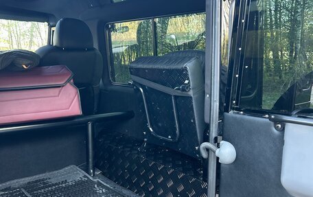 Land Rover Defender I, 1997 год, 5 000 000 рублей, 7 фотография