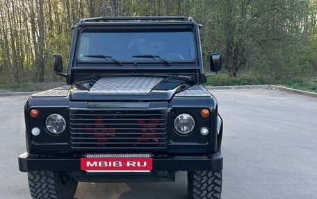 Land Rover Defender I, 1997 год, 5 000 000 рублей, 2 фотография