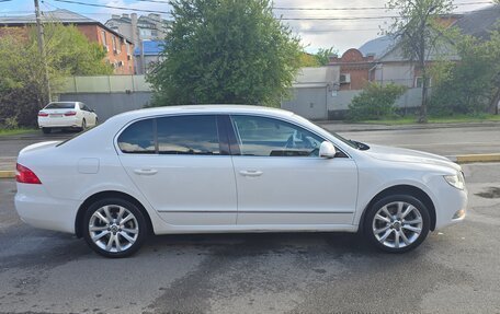 Skoda Superb III рестайлинг, 2011 год, 910 000 рублей, 2 фотография
