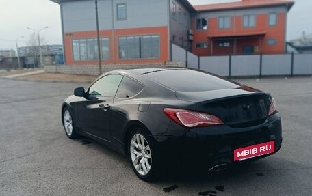Hyundai Genesis Coupe I рестайлинг, 2012 год, 2 000 000 рублей, 6 фотография