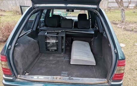 Mercedes-Benz E-Класс, 1993 год, 720 000 рублей, 13 фотография