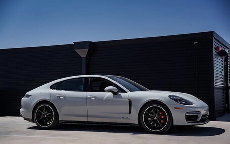 Porsche Panamera II рестайлинг, 2022 год, 15 600 000 рублей, 4 фотография