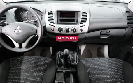 Mitsubishi L200 IV рестайлинг, 2014 год, 1 539 000 рублей, 13 фотография