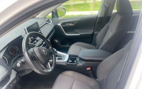 Toyota RAV4, 2020 год, 7 фотография