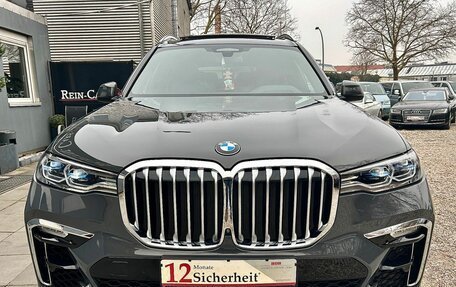 BMW X7, 2022 год, 2 фотография