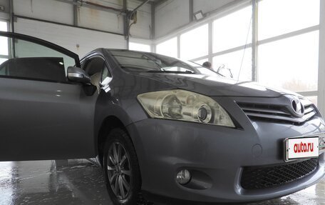 Toyota Auris II, 2011 год, 770 000 рублей, 6 фотография