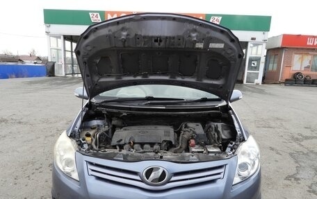 Toyota Auris II, 2011 год, 770 000 рублей, 28 фотография