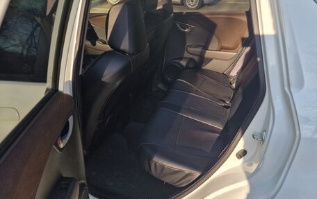 Honda Fit Shuttle I рестайлинг, 2012 год, 1 200 000 рублей, 15 фотография