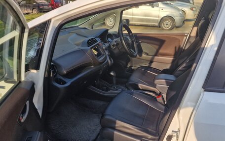 Honda Fit Shuttle I рестайлинг, 2012 год, 1 200 000 рублей, 16 фотография