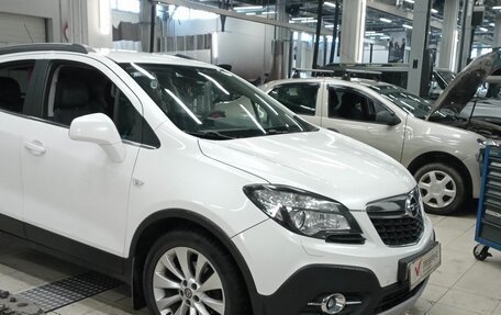 Opel Mokka I, 2015 год, 1 050 000 рублей, 2 фотография