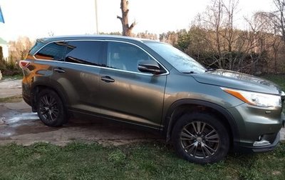 Toyota Highlander III, 2015 год, 2 500 000 рублей, 1 фотография