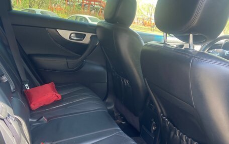 Infiniti QX70, 2013 год, 2 490 000 рублей, 4 фотография