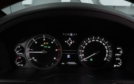 Toyota Land Cruiser 200, 2015 год, 5 699 000 рублей, 21 фотография