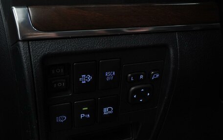 Toyota Land Cruiser 200, 2015 год, 5 699 000 рублей, 25 фотография