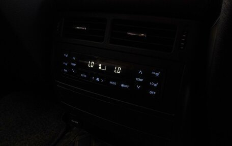 Toyota Land Cruiser 200, 2015 год, 5 699 000 рублей, 26 фотография