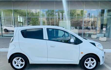 Chevrolet Spark III, 2011 год, 688 000 рублей, 4 фотография