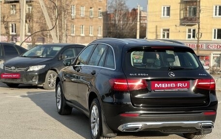 Mercedes-Benz GLC, 2015 год, 3 300 000 рублей, 4 фотография