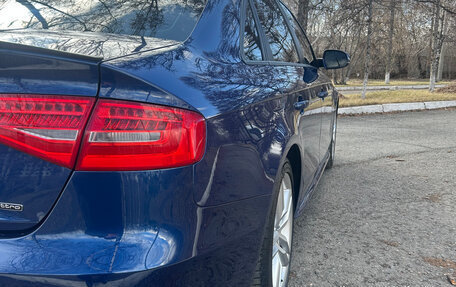 Audi A4, 2015 год, 1 990 000 рублей, 12 фотография