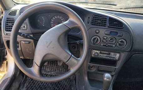Mitsubishi Lancer VII, 1998 год, 125 000 рублей, 4 фотография