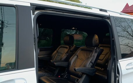 Mercedes-Benz V-Класс, 2015 год, 4 000 000 рублей, 4 фотография