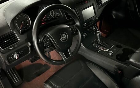 Volkswagen Touareg III, 2012 год, 1 600 000 рублей, 4 фотография