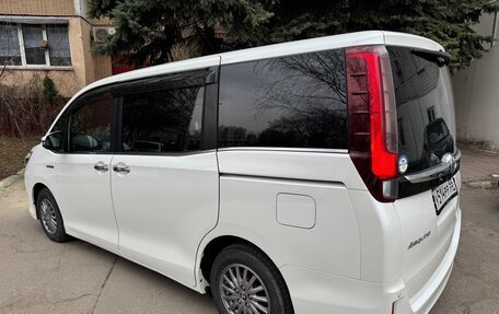 Toyota Esquire I, 2016 год, 2 095 000 рублей, 8 фотография