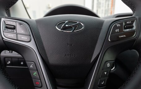 Hyundai Santa Fe III рестайлинг, 2016 год, 2 445 000 рублей, 19 фотография