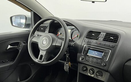 Volkswagen Polo VI (EU Market), 2015 год, 1 000 000 рублей, 14 фотография