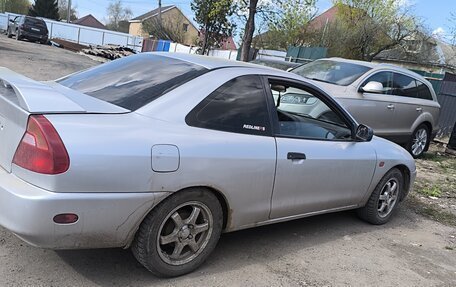 Mitsubishi Mirage VI рестайлинг, 2002 год, 280 000 рублей, 3 фотография