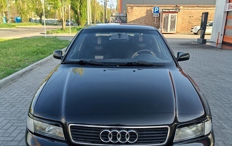 Audi A4, 1998 год, 485 000 рублей, 10 фотография