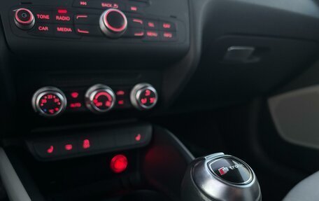 Audi A1, 2011 год, 1 100 000 рублей, 15 фотография