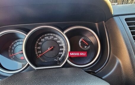 Nissan Tiida, 2010 год, 750 000 рублей, 11 фотография