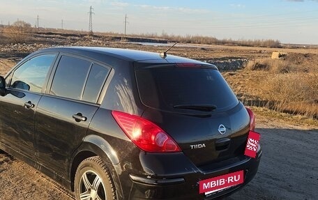 Nissan Tiida, 2010 год, 750 000 рублей, 4 фотография