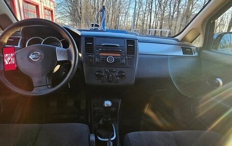 Nissan Tiida, 2010 год, 750 000 рублей, 14 фотография