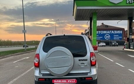 Chevrolet Niva I рестайлинг, 2012 год, 307 000 рублей, 7 фотография